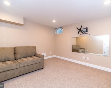 34 Lukens Drive - Photo Thumbnail 4