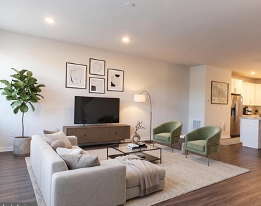 113 Four Leaf Drive - Photo Thumbnail 7