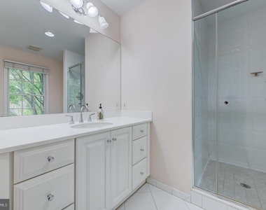 42 Ellsworth Drive - Photo Thumbnail 40