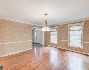 42 Ellsworth Drive - Photo Thumbnail 9