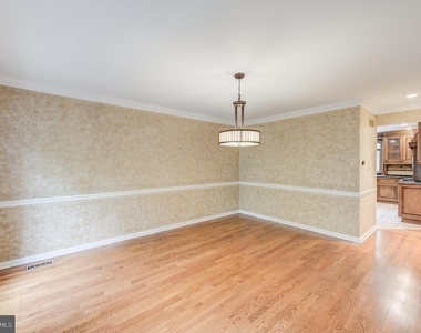 42 Ellsworth Drive - Photo Thumbnail 10