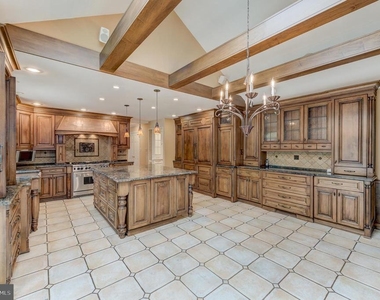 42 Ellsworth Drive - Photo Thumbnail 15