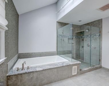 42 Ellsworth Drive - Photo Thumbnail 32