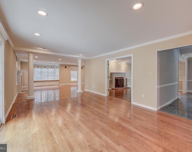 42 Ellsworth Drive - Photo Thumbnail 22