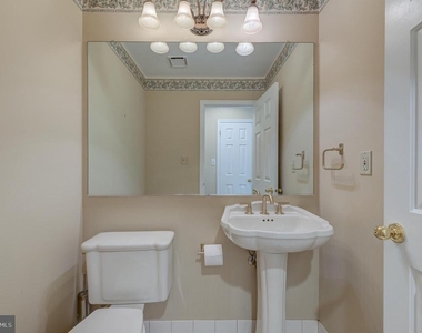 42 Ellsworth Drive - Photo Thumbnail 20