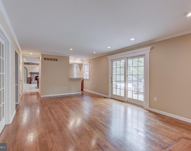 42 Ellsworth Drive - Photo Thumbnail 23