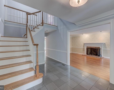 42 Ellsworth Drive - Photo Thumbnail 5