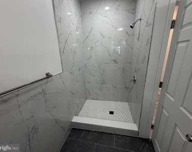 577 Billings Avenue - Photo Thumbnail 16