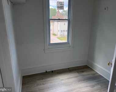 577 Billings Avenue - Photo Thumbnail 2