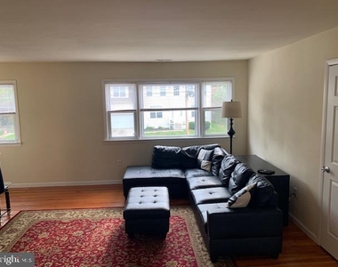 95 Linden Avenue - Photo Thumbnail 11