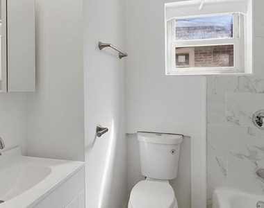 71 Amboy Avenue - Photo Thumbnail 11