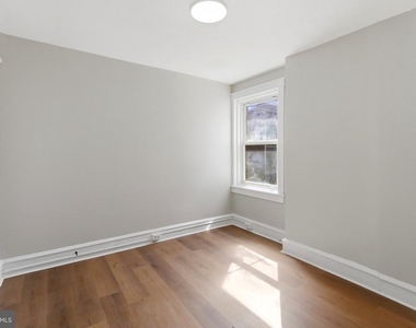 71 Amboy Avenue - Photo Thumbnail 10