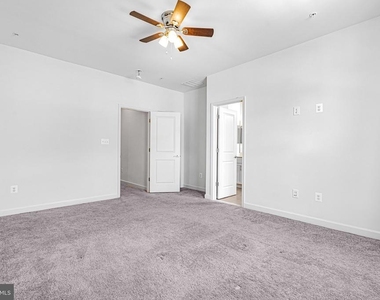 7308 Wood Pond Circle - Photo Thumbnail 13