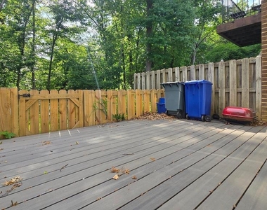 3822 Gawayne Terrace - Photo Thumbnail 5