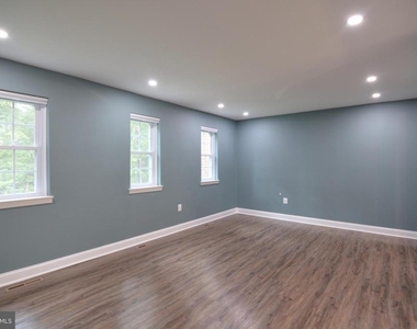 3822 Gawayne Terrace - Photo Thumbnail 21
