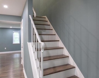 3822 Gawayne Terrace - Photo Thumbnail 25