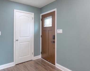 3822 Gawayne Terrace - Photo Thumbnail 9