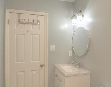3822 Gawayne Terrace - Photo Thumbnail 36