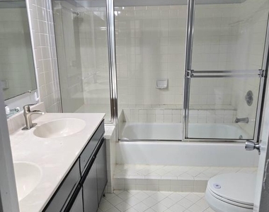 3315 Sir Thomas Drive - Photo Thumbnail 7