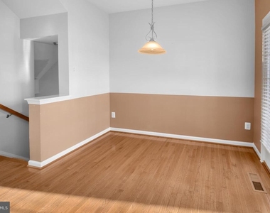 9611 Atterbury Lane - Photo Thumbnail 6