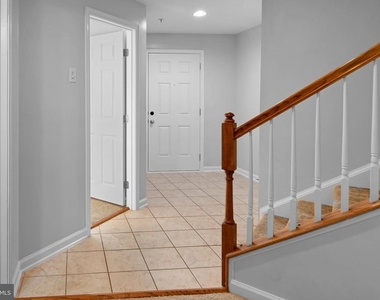 9611 Atterbury Lane - Photo Thumbnail 4