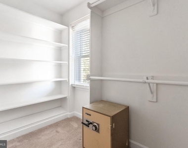 2148 Colonel Way - Photo Thumbnail 18
