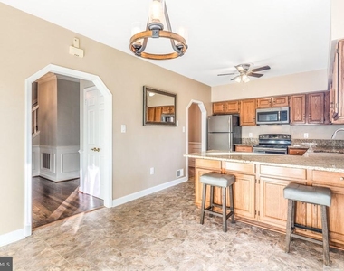 2148 Colonel Way - Photo Thumbnail 14