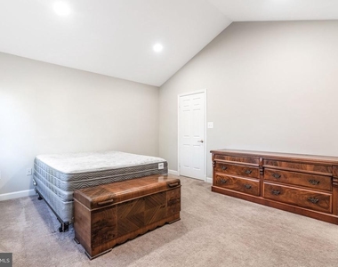 2148 Colonel Way - Photo Thumbnail 19