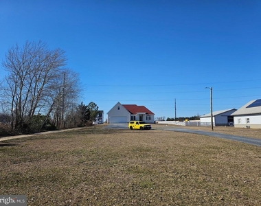 20937 Johnson Road - Photo Thumbnail 3