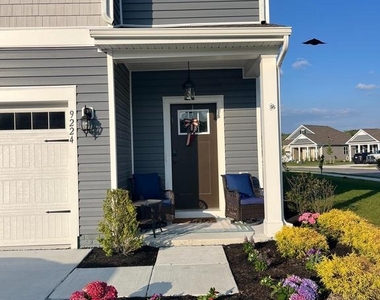 9224 Greenway Trail - Photo Thumbnail 55