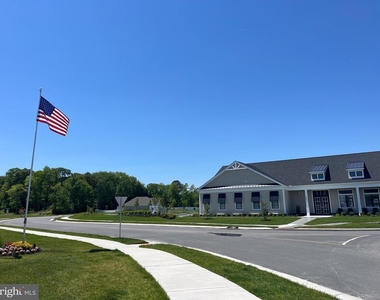 9224 Greenway Trail - Photo Thumbnail 54
