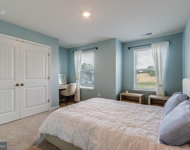 9224 Greenway Trail - Photo Thumbnail 39