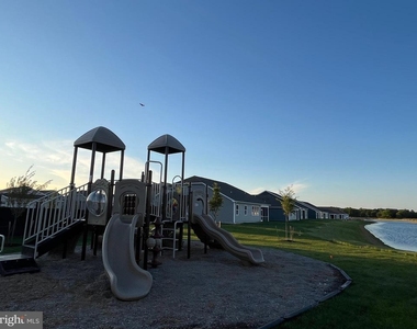 9224 Greenway Trail - Photo Thumbnail 51
