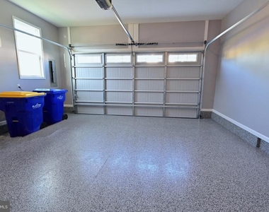 19504 Safflower Way - Photo Thumbnail 16