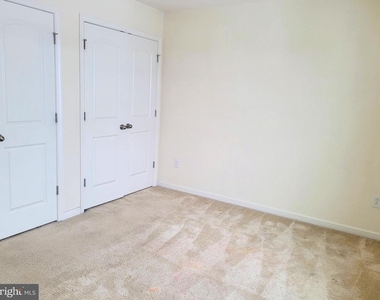 628 Rigel Way - Photo Thumbnail 13