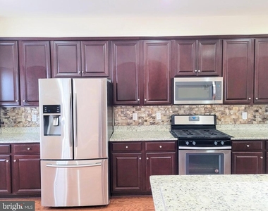 628 Rigel Way - Photo Thumbnail 6
