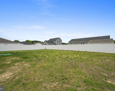 31 New England Drive - Photo Thumbnail 15