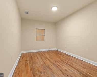 1716 Capitol Avenue Ne - Photo Thumbnail 10