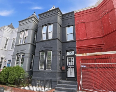 1320 Florida Avenue Ne - Photo Thumbnail 1