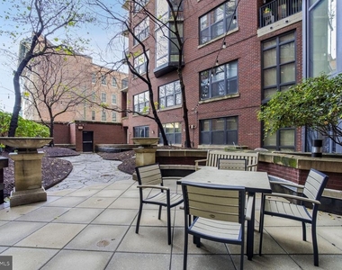 1390 Kenyon Street Nw - Photo Thumbnail 15