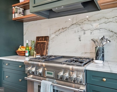 1326 Corcoran Street Nw - Photo Thumbnail 7