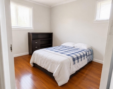 27392 Osmun Street - Photo Thumbnail 10