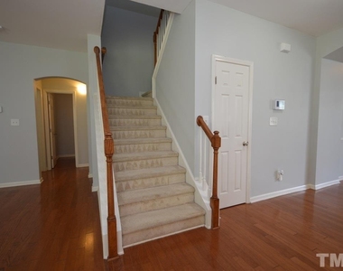 1507 Hinchliff Court - Photo Thumbnail 13