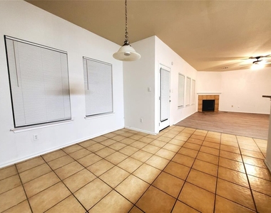 17909 Maxa Dr - Photo Thumbnail 1