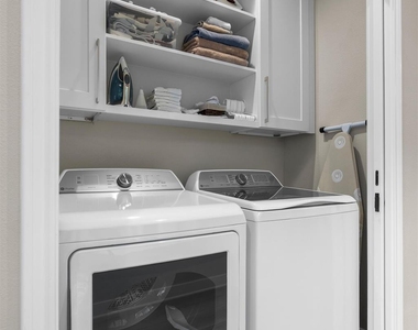 307 Hurst Creek Rd - Photo Thumbnail 36