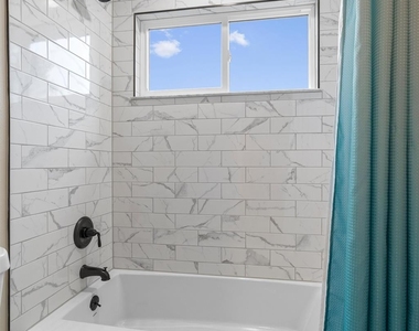 307 Hurst Creek Rd - Photo Thumbnail 35