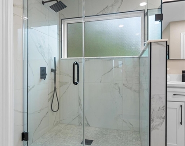 307 Hurst Creek Rd - Photo Thumbnail 30