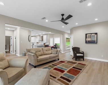307 Hurst Creek Rd - Photo Thumbnail 5