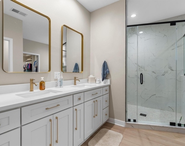 307 Hurst Creek Rd - Photo Thumbnail 18