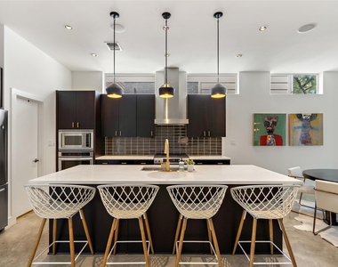 2105 Goodrich Ave - Photo Thumbnail 4